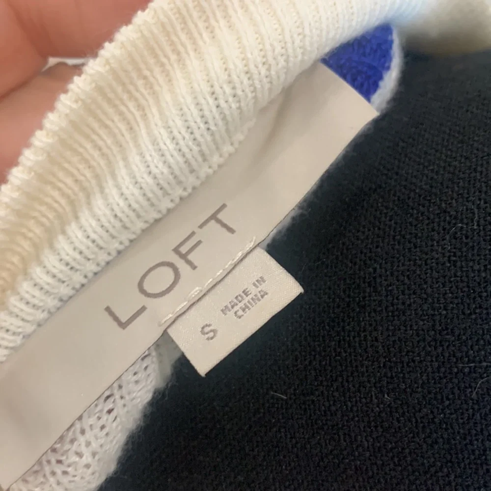 Loft Blue and Creme‎ Striped Sweater. Size S (357)
